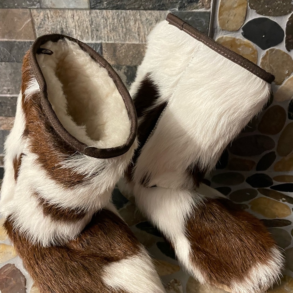 Faux Fur Cowhide Winter Boots in Brown & White